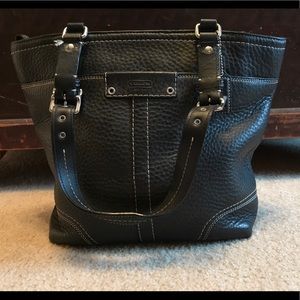 Coach bag with zip top